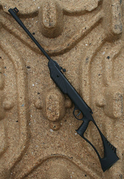 The Ruger Explorer .177 caliber break barrel is compact but not so small that adults can’t use it too.
